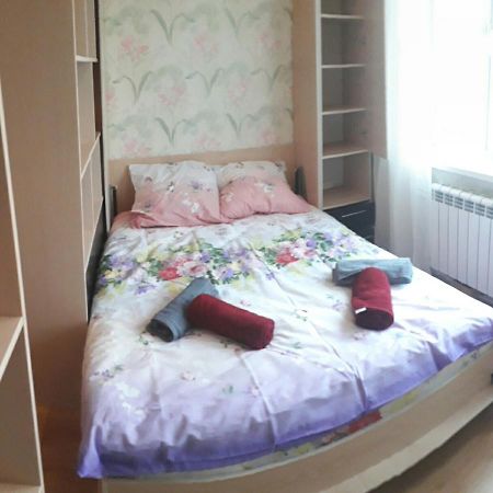 Apartment Tverichanka On Khromova 25 Luaran gambar